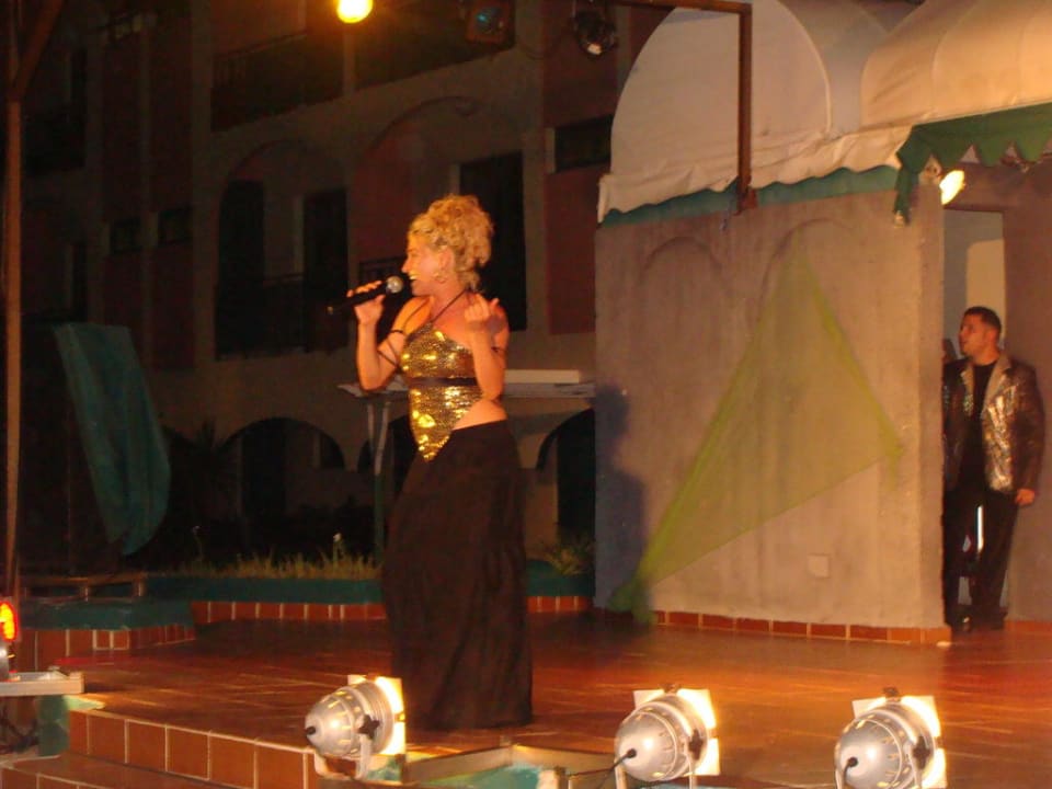 Spectacle Hotel Los Delfines Horizontes