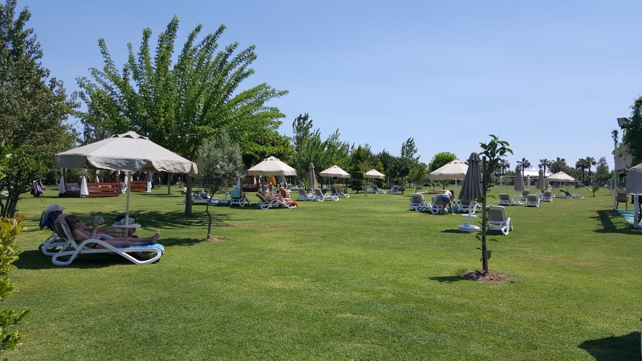 Garten Melas Lara Hotel