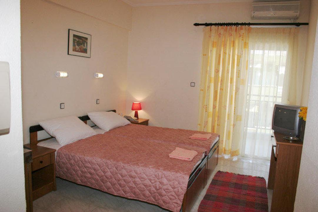 Bedroom Apartment Dionisos 4