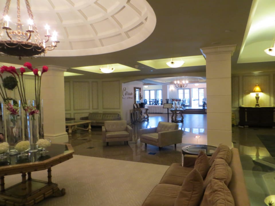 Lobby The Grand Hotel Toronto