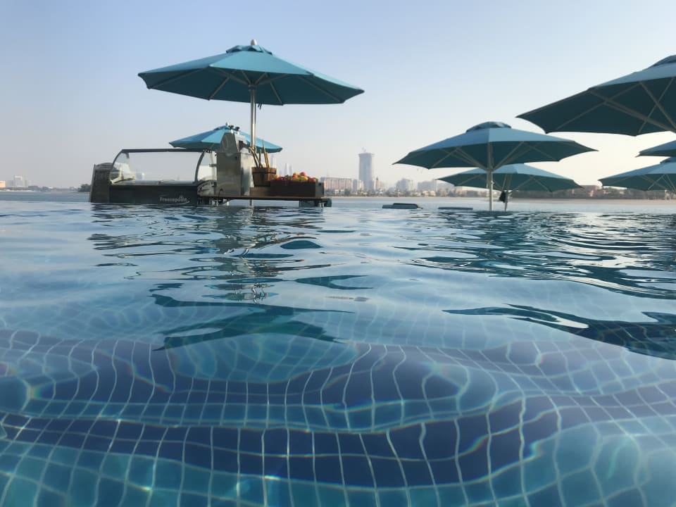 Pool The Retreat Palm Dubai MGallery by Sofitel