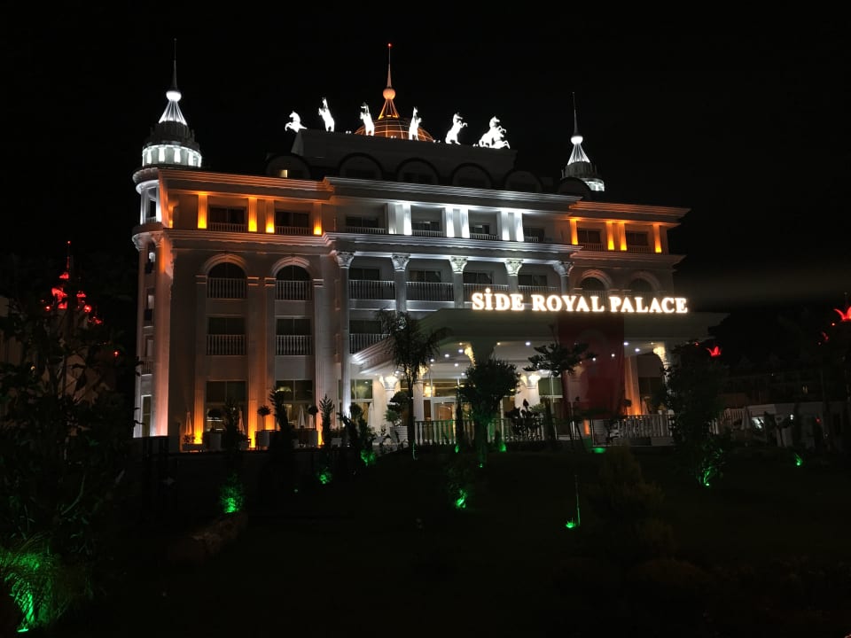 Außenansicht Side Royal Palace Hotel & Spa