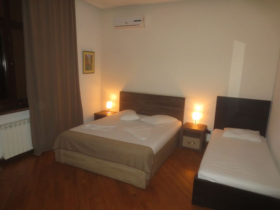 Zimmer Saryan Hotel Yerevan