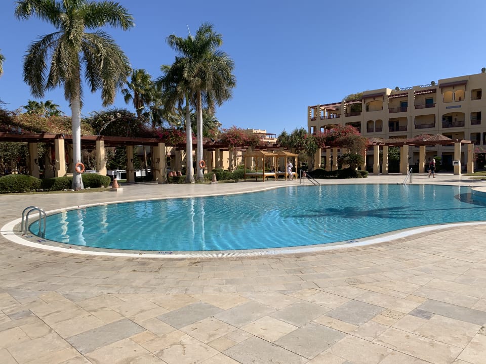 Pool ROBINSON SOMA BAY