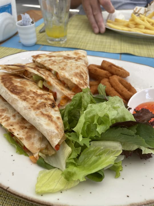 Gastro Acanthus Cennet Barut Collection