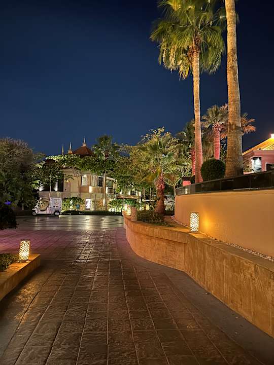 Außenansicht Anantara The Palm Dubai Resort