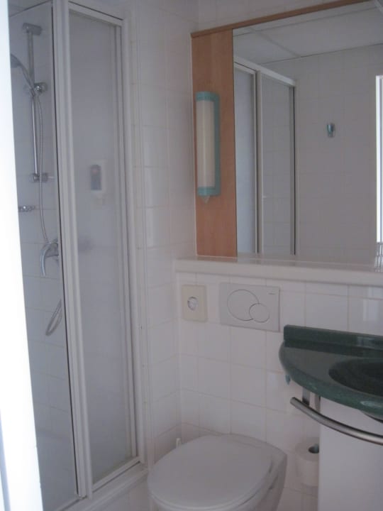 Bad 1 Hotel Ibis Wien Mariahilf