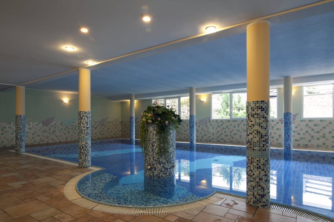 Piscina interna Aparthotel Majestic