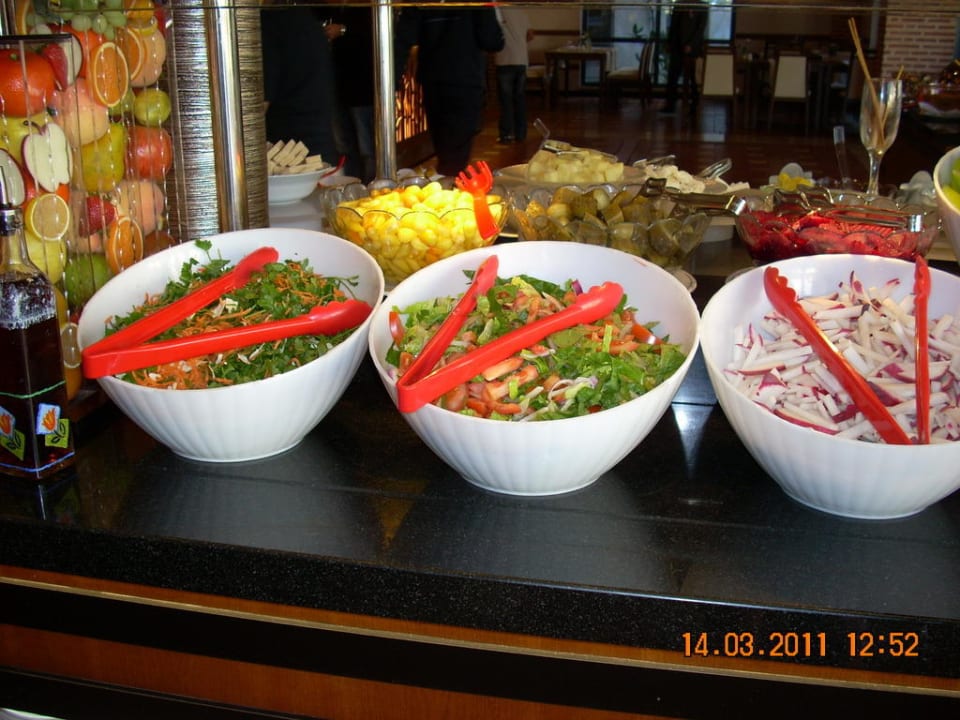 Teil vom Salatbuffet Limak Limra Hotel & Resort