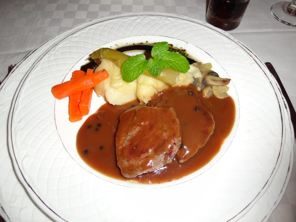 Entrecote im französischen Restaurant Sol Rio De Luna y Mares