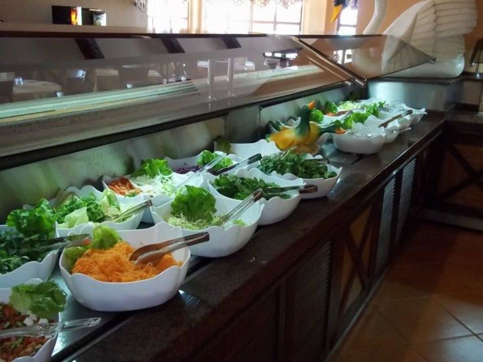 Salat ohne Ende Club Grand Aqua