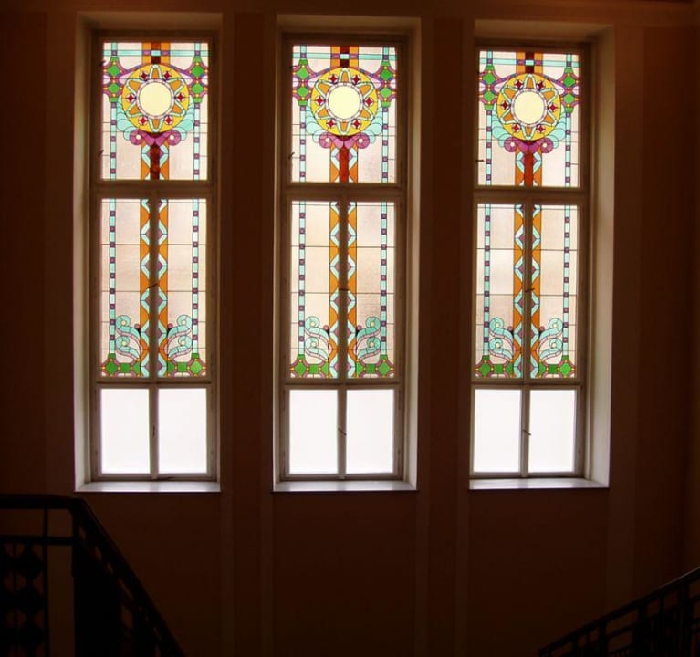 Jugendstilfenster Treppenhaus Hotel Theatrino