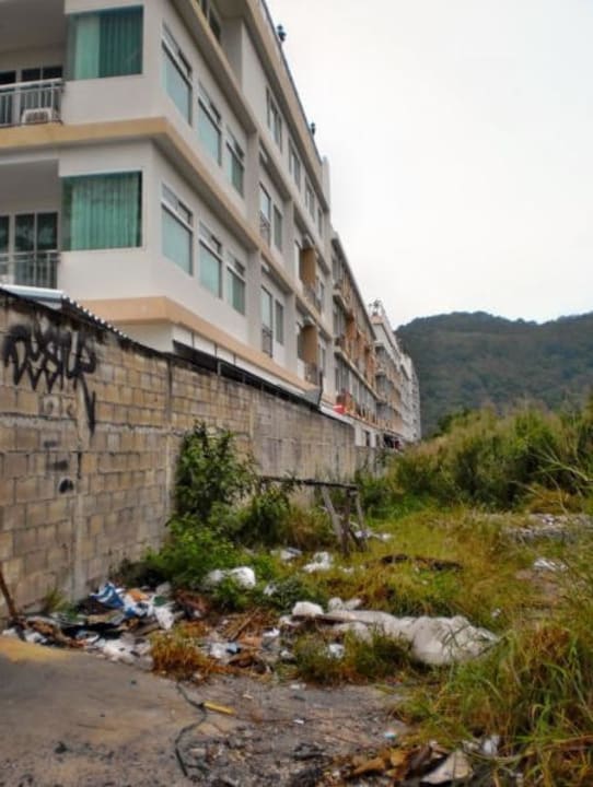 Nachbargrundstück Hotel Grand Sunset