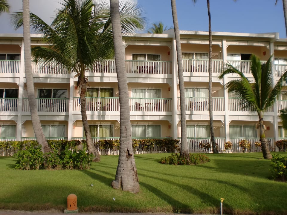 Eines der Häuser Vik Hotel Arena Blanca & Cayena Beach