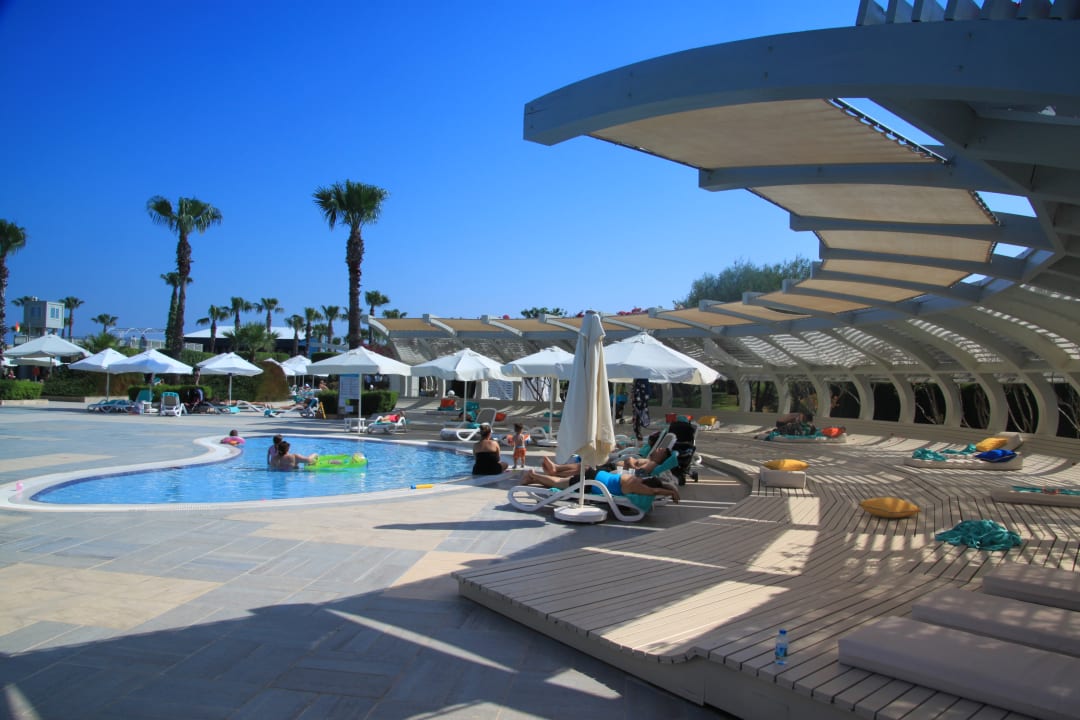 Pool Susesi Luxury Resort