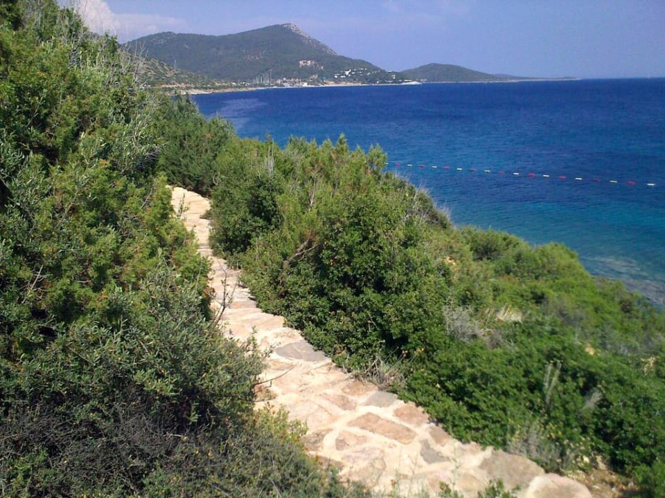 10-minütiger Fussweg vom Hotel zum Strand Kempinski Hotel Barbaros Bay Bodrum