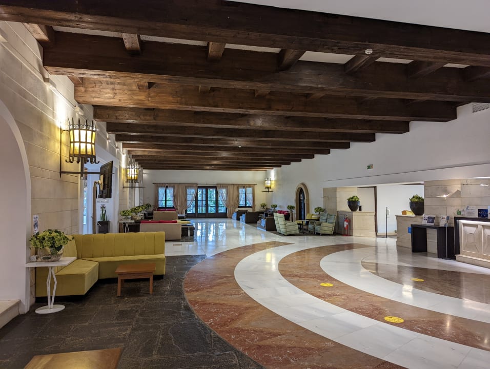 Lobby Apollonia Beach Resort & Spa