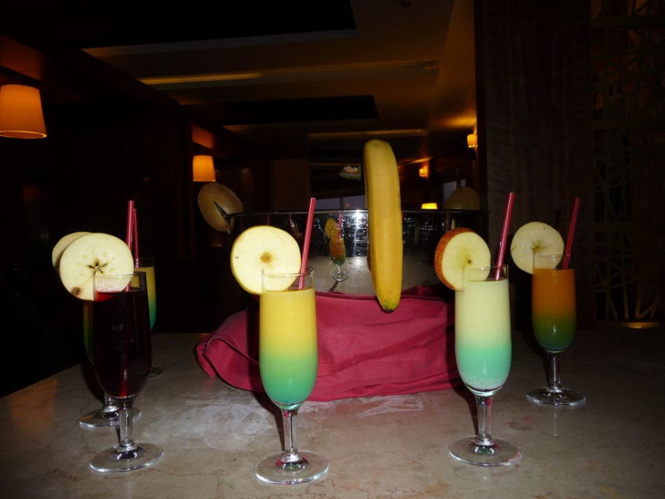 Coctails Saturn Palace Resort Hotel