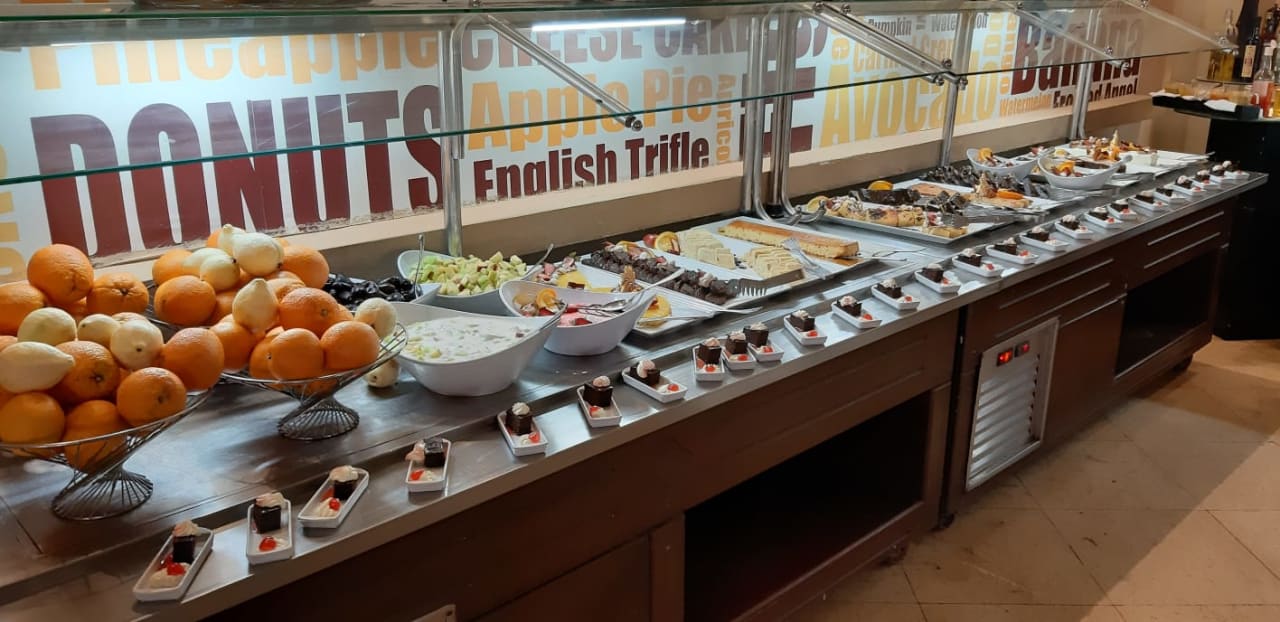 Gastro Three Corners Sea Beach Resort