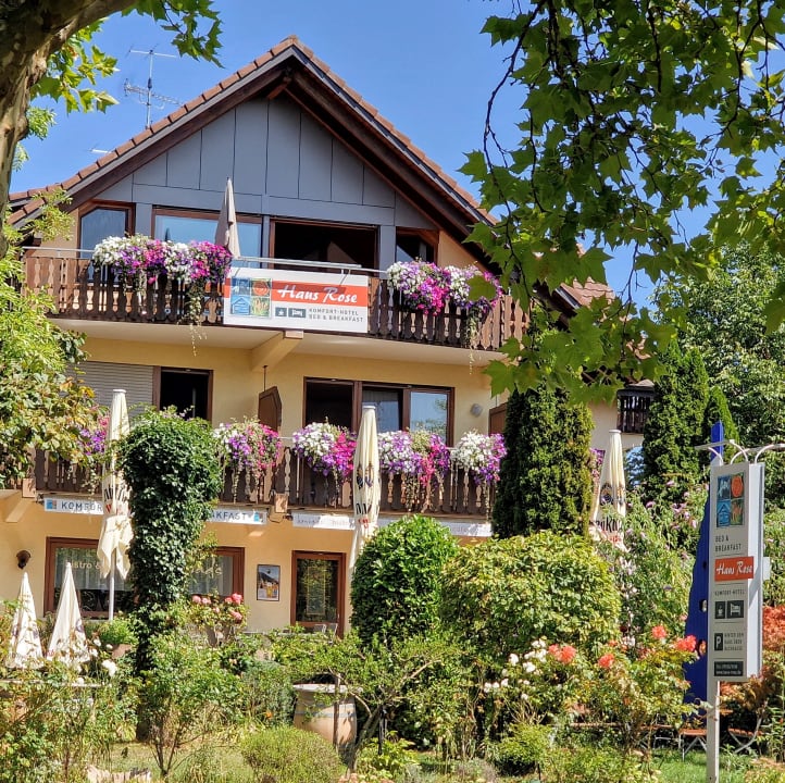 Außenansicht Hotel Haus Rose