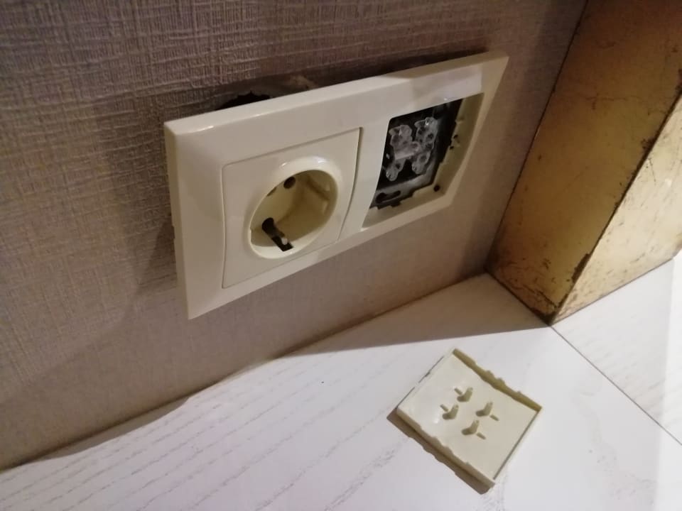 Zimmer Royal Taj Mahal Hotel