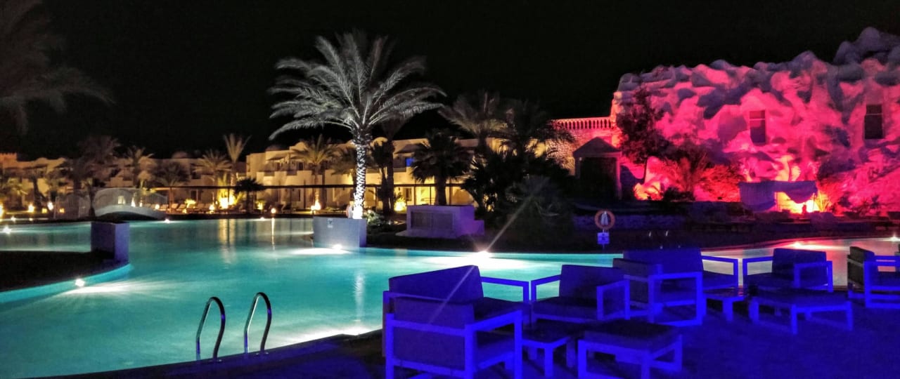 Pool bei Nacht ROBINSON DJERBA BAHIYA