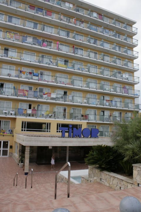 Haupteingang Hotel Timor