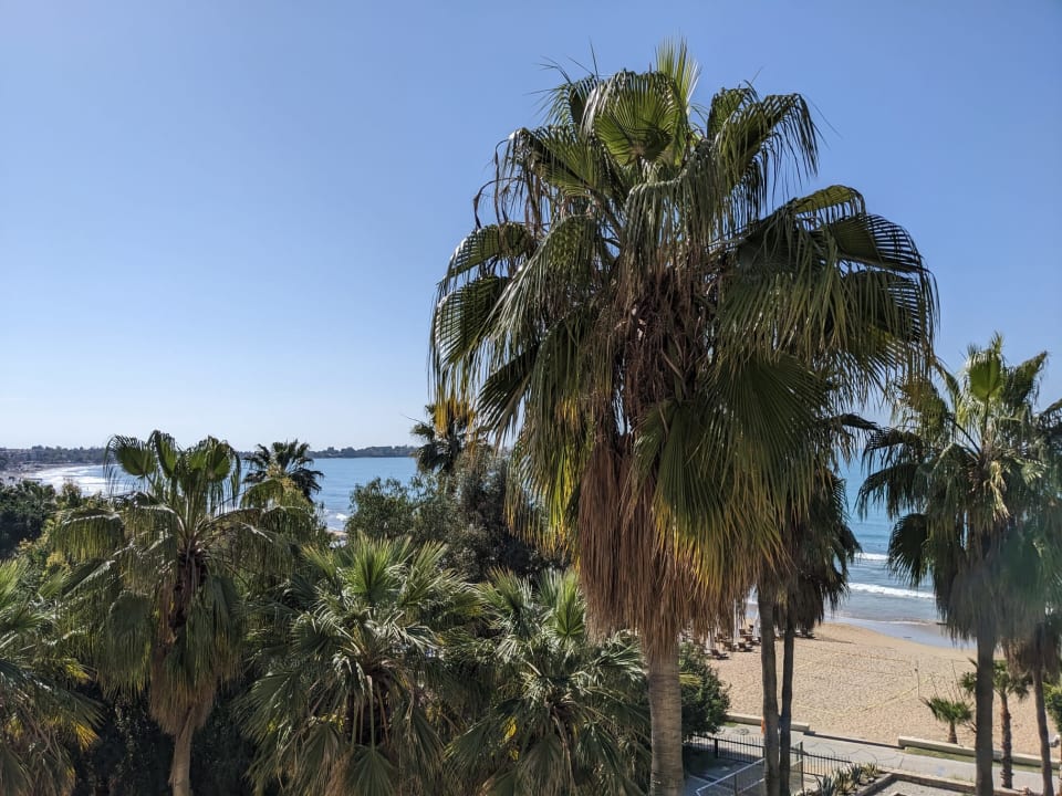 Zimmer Melas Resort Hotel