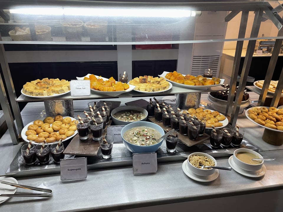 Gastro Crystals Beach Resort Belle Mare, a member of Radisson Individuals