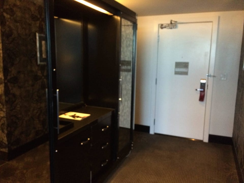 Zimmer Paradies Tower Virgin Hotels Las Vegas, Curio Collection by Hilton