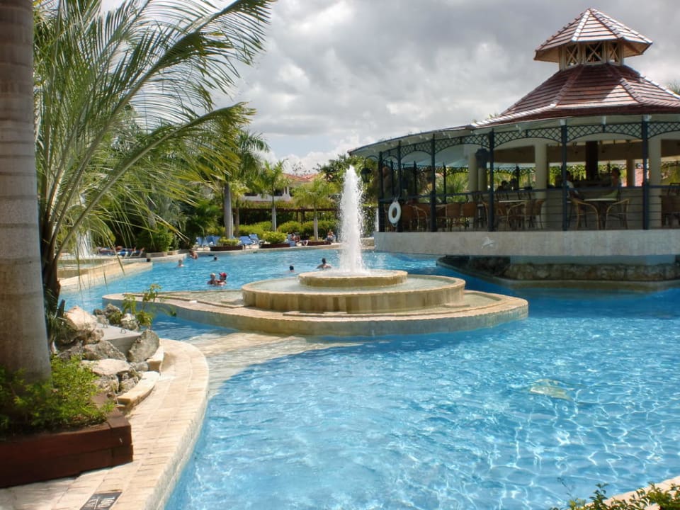 Pool in der Anlage Villas Villas Bavaro Resort & Spa