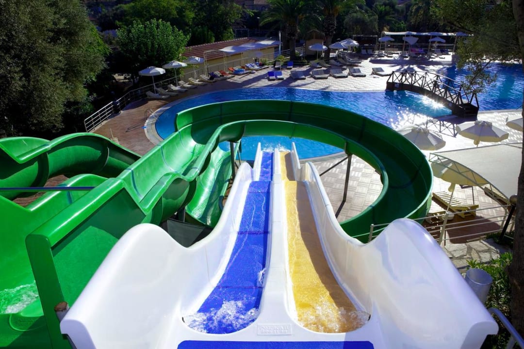 Pool Club Resort Atlantis