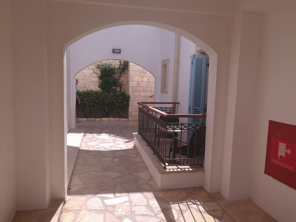 Zimmer Mitsis Selection Laguna