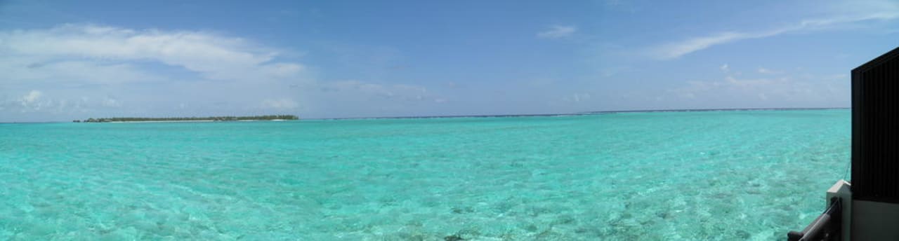 Panoramablick vom Wasserbungi Summer Island Maldives