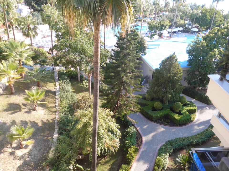 Ausblick Iz Flower Side Beach Hotel