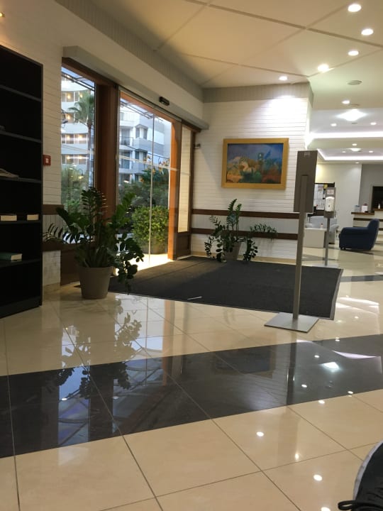 Lobby Bio Suites Hotel
