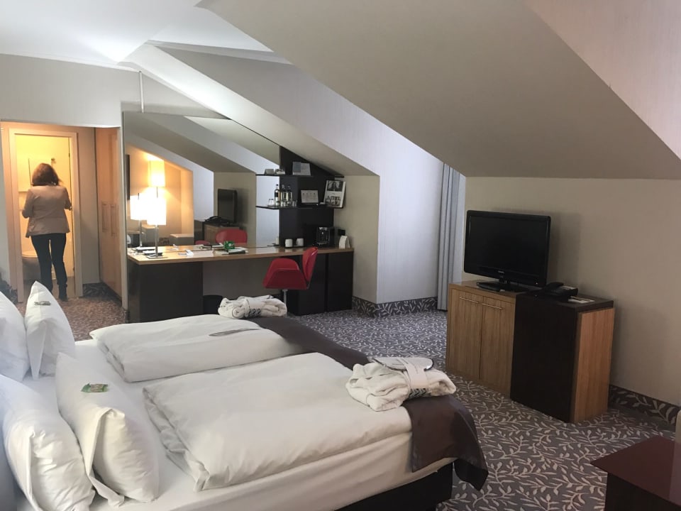 Zimmer Mercure Hotel Wiesbaden City