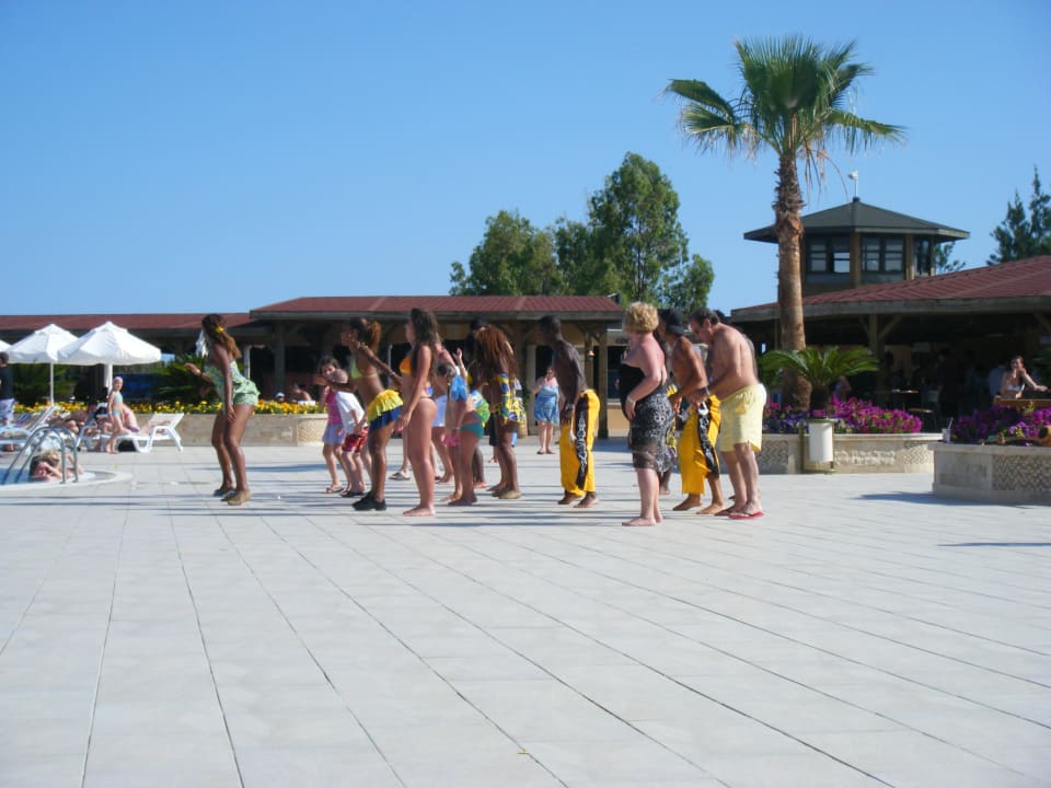 Show von den Brasilianern am Tag Crystal Paraiso Aqua Collection