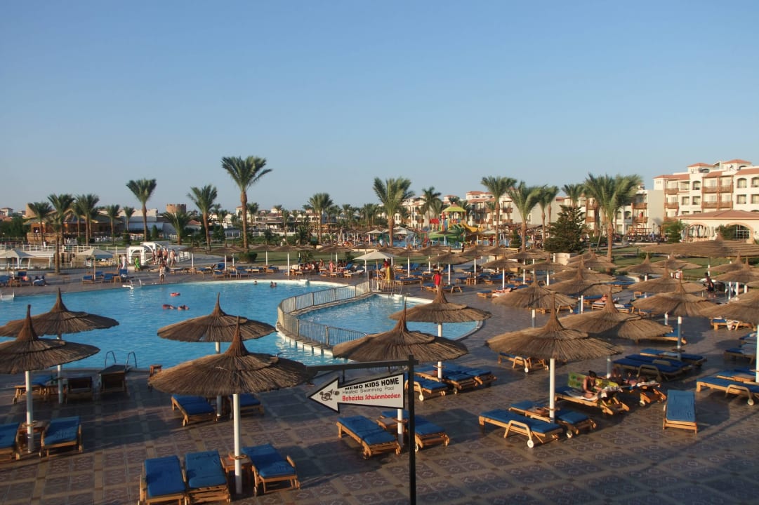 Вид от рецепшн Pickalbatros Dana Beach Resort - Hurghada