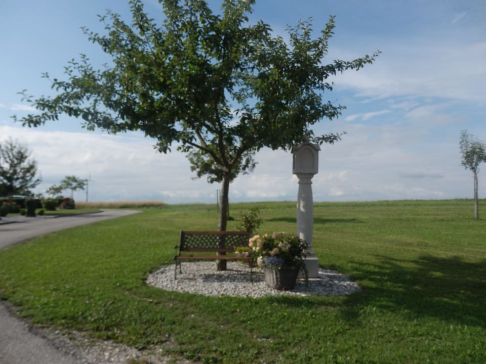 Eines der nett gestalteten Plätzchen Hotel Hochhubergut