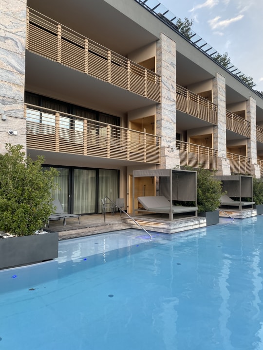 Pool Weinegg Wellviva Resort
