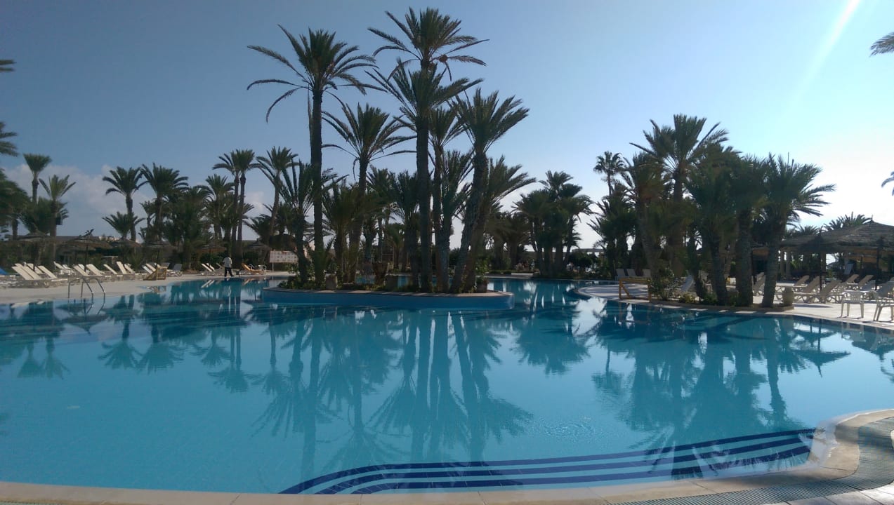 Pool Zita Beach Resort