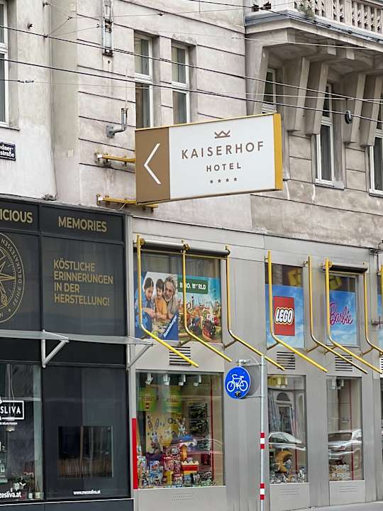 Außenansicht Hotel Kaiserhof Wien