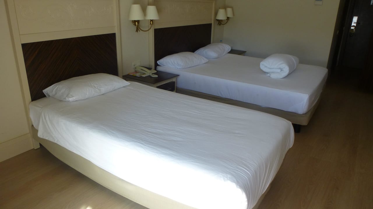 Betten im Doppelzimmer Aydinbey Kings Palace & Spa