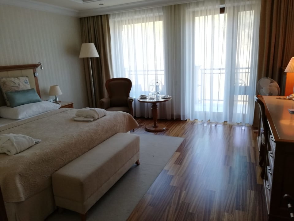 Zimmer Retro Riverside Wellness Resort