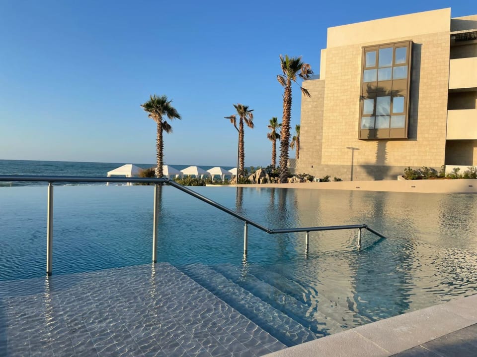Pool AMIRA Luxury Resort  Adults Only