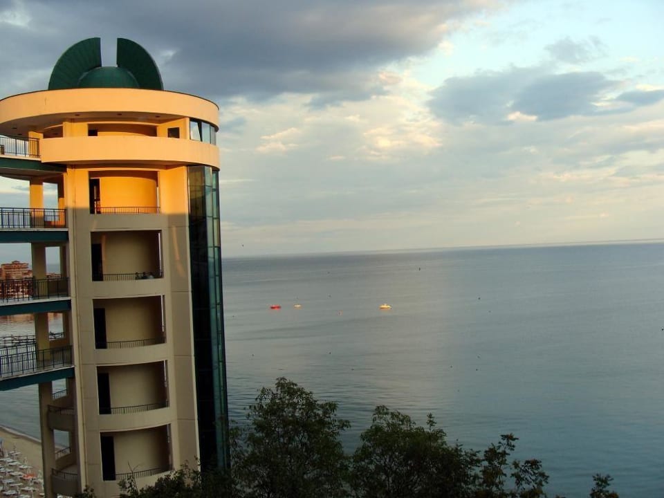 Hotel Paradise Beach Hotel