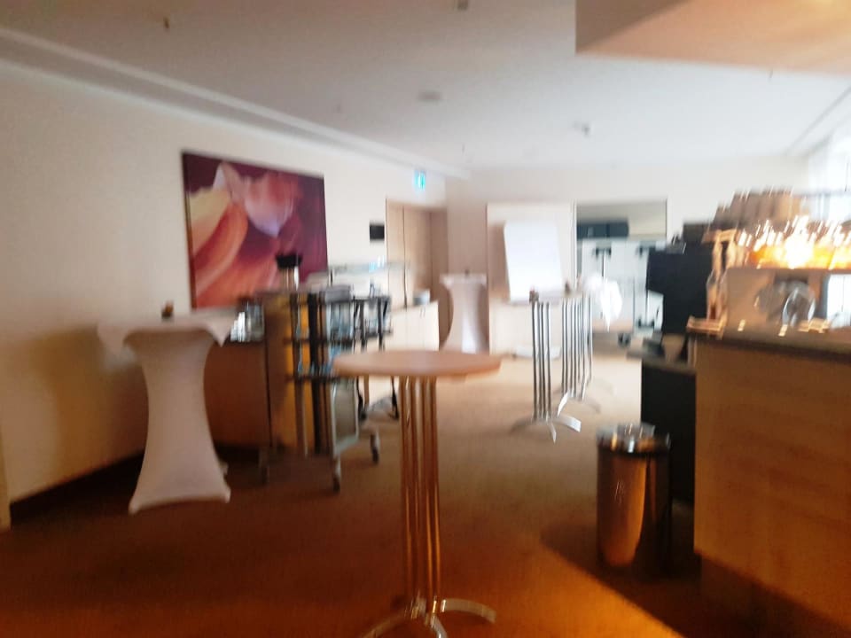 Lobby Essential by Dorint Frankfurt-Niederrad
