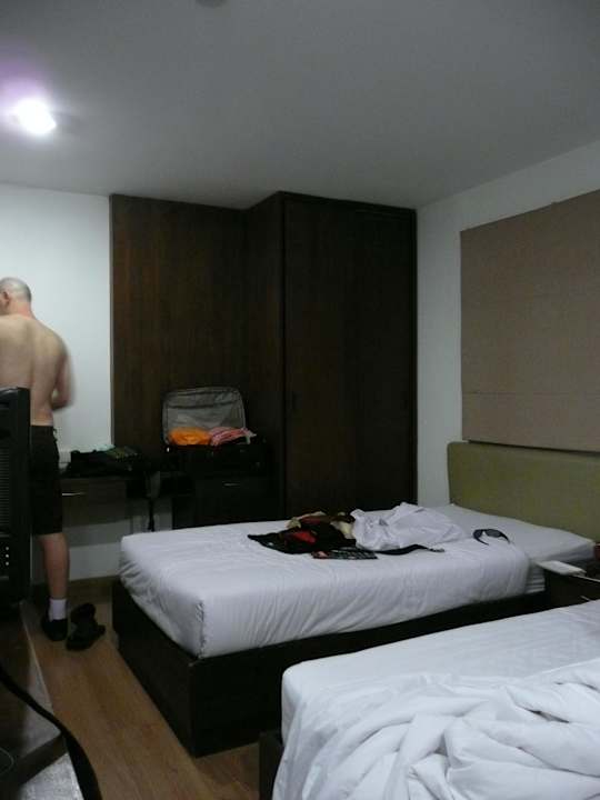 Room Check Inn China Town