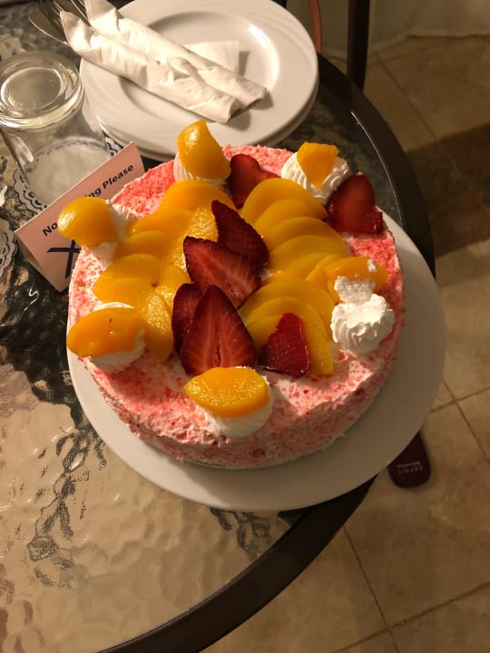 Meine Geburtstagstorte vom Hotel Three Corners Equinox Beach Resort